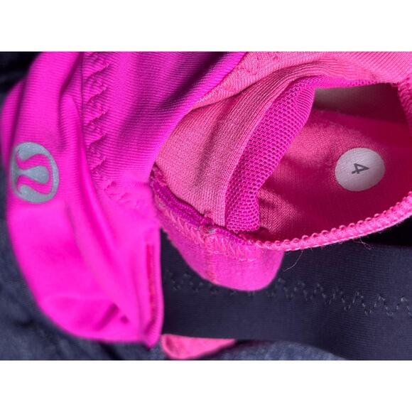 Lululemon Tank Top Built In Bra Womens Size 4 Gray Magenta Purple Print - Picture 4 of 7